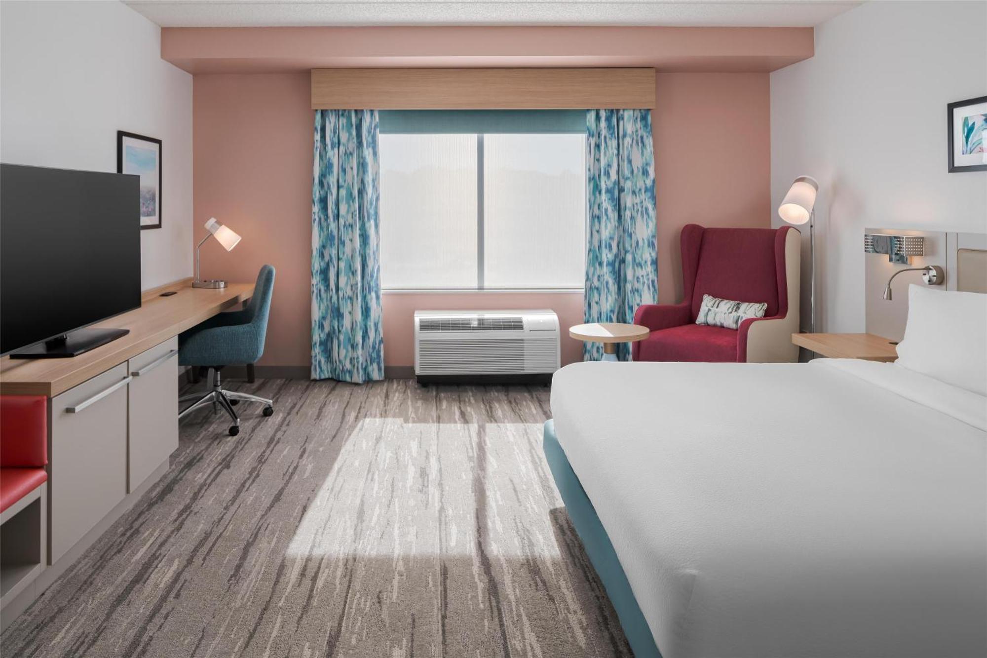 Hilton Garden Inn Рокевей Екстер'єр фото